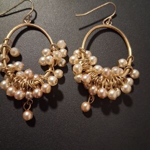 Elegant oval Gold Hoop Pearl Cluster Dangle Hoop Earrings.